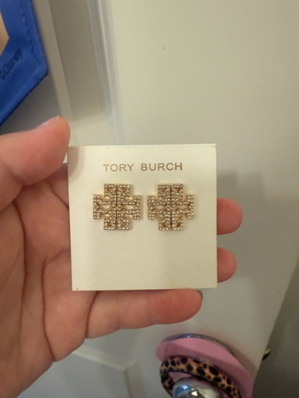 NEW WITH TAGS TORY BURCH BLING LOGO EARRINGS